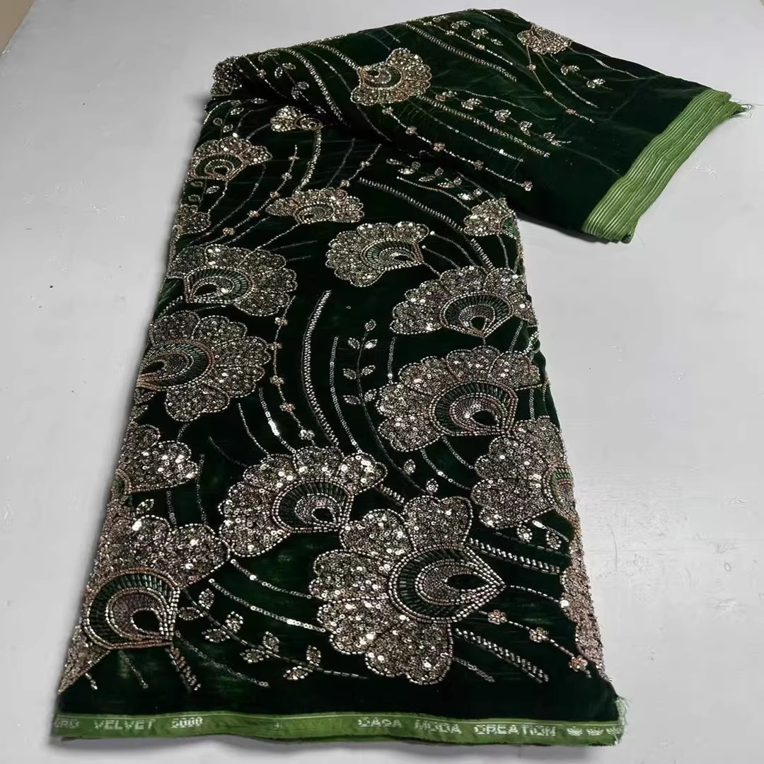 Velvet Fabric Embroidery - 5-ярдовая новая бархатная ткань с пайетками
