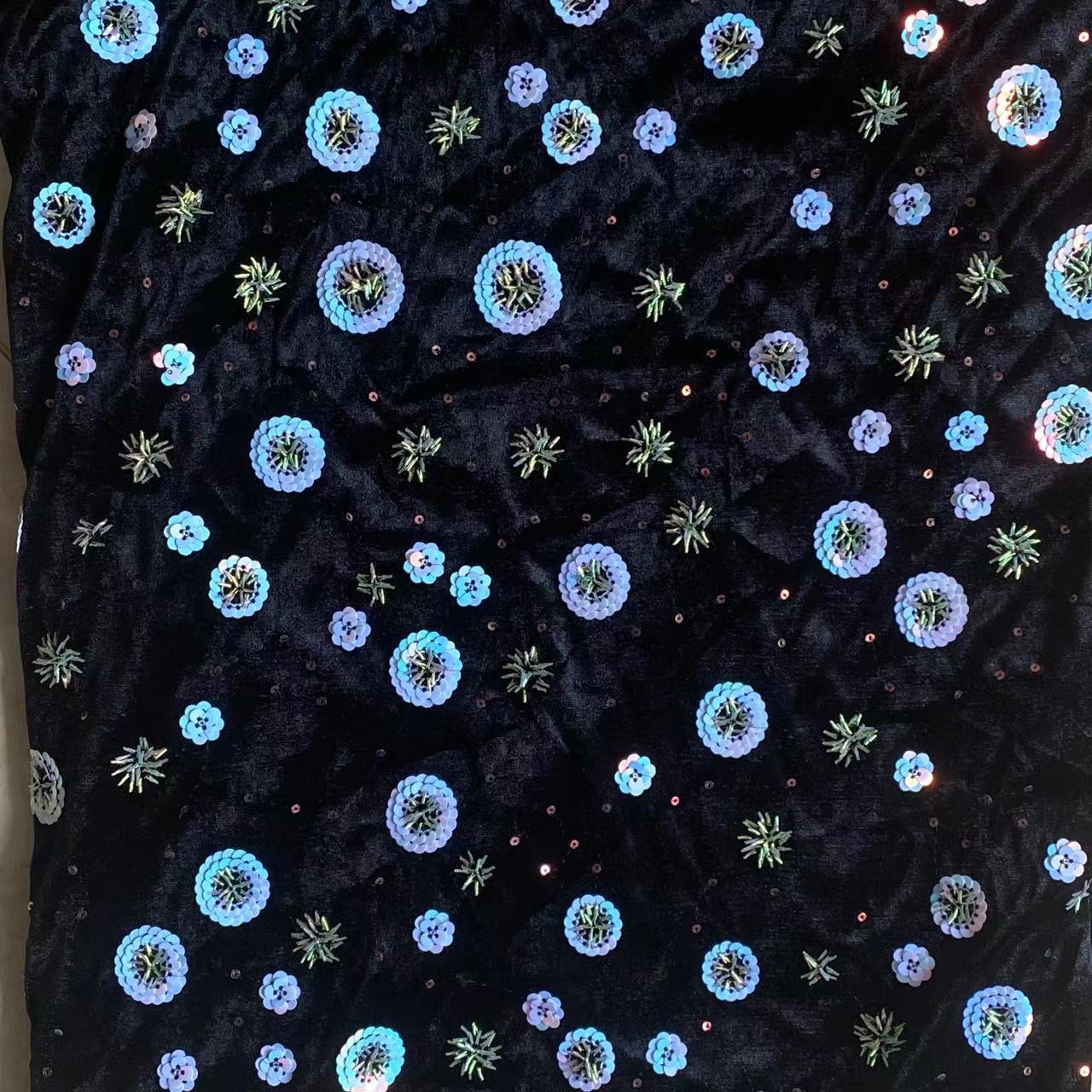 Бархатные рулоны из бисера, тк – обзор и цена Velvet Fabric Embroidery