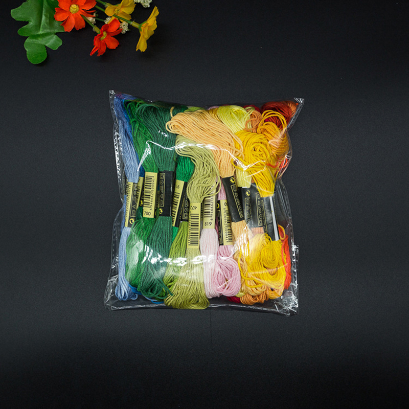 Набор ниток для вышивания C 24 – обзор и цена Embroidery Kit